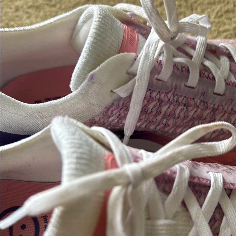 Nike Running Shoes - Picture 6 of 7